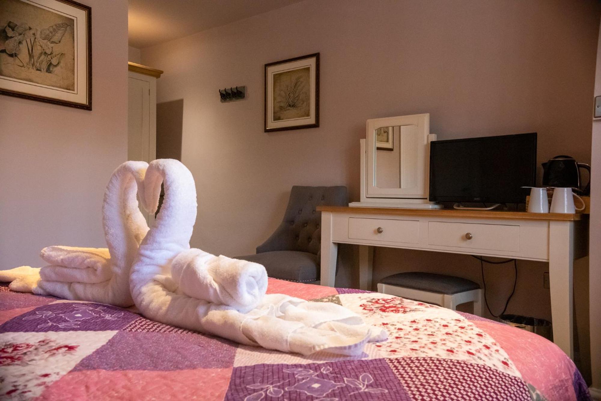 Bed and Breakfast The Hare And Hounds Fulbeck Экстерьер фото